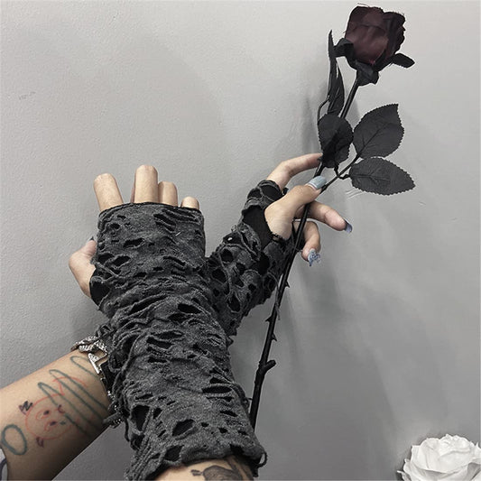 Black Short Fingerless Gothic Gloves – Ripped Punk Arm Warmers for Halloween & Streetwear Style 🖤