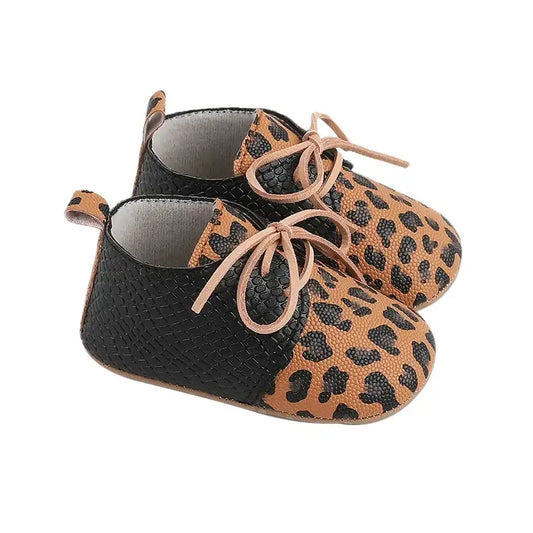 Retro Leopard Print Baby Shoes – Soft Leather First Walkers with Non-Slip Sole (0-24 Months)