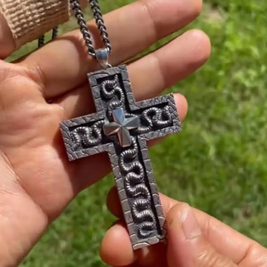 Cross Necklace with Secret Compartment – Gothic Punk Hip-Hop Pendant with Hidden Chamber, Old Cross Design Jewelry for Men & Women
