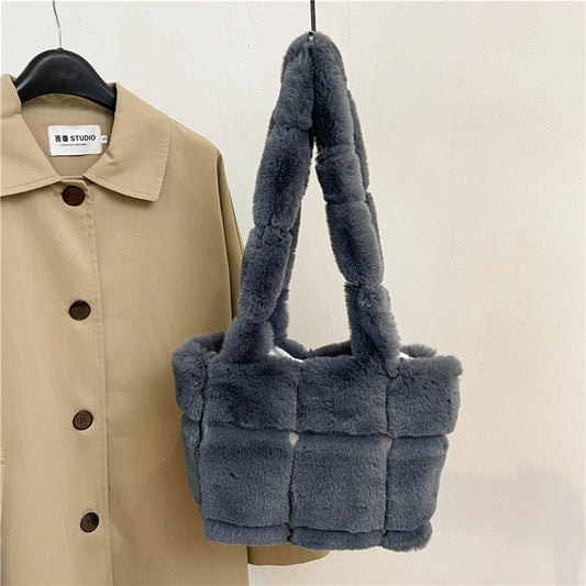 Women’s plush shoulder tote bag – large-capacity fluffy handbag, solid color casual furry purse for autumn & winter fashion