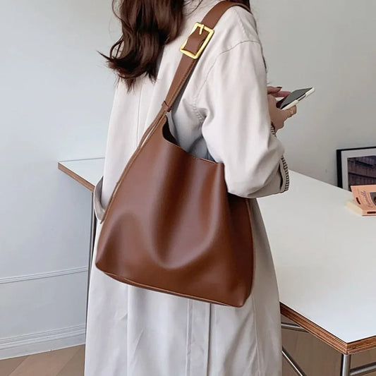 Large Capacity Shoulder & Under-Arm Tote Bag – Women’s Versatile Leather Handbag