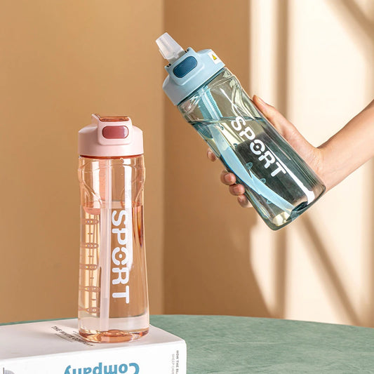 700ml Transparent Water Bottle with Straw – Large Capacity Portable Sports Cup for Kids & School