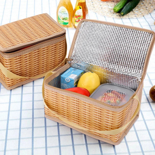 Thermal Cooler Outdoor Wicker & Rattan Picnic Bag – Waterproof Lunch Box Camping Basket with Strap & Zipper (22 × 14 × 12 cm)