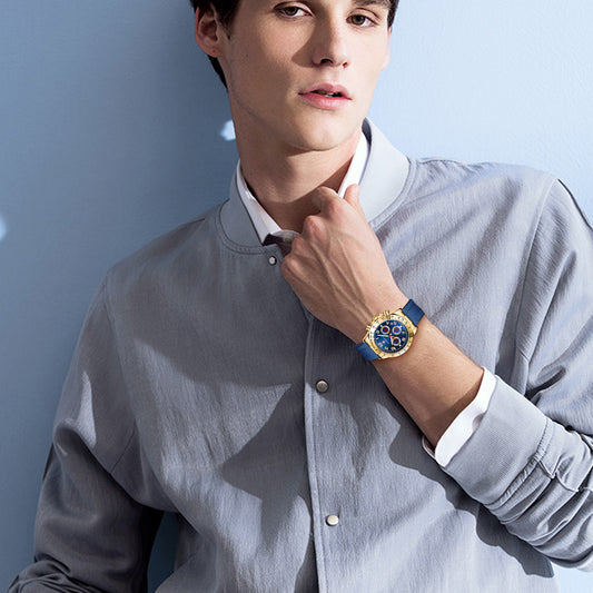 Refined style with modern functionality. ⌚✨