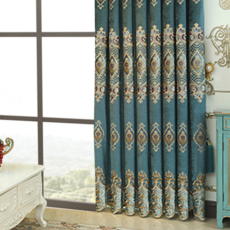 Luxury Elegant Embroidered Velvet Blackout Curtains – High-End Villa Style, Finished 2-Piece Set for Living Room or Bedroom