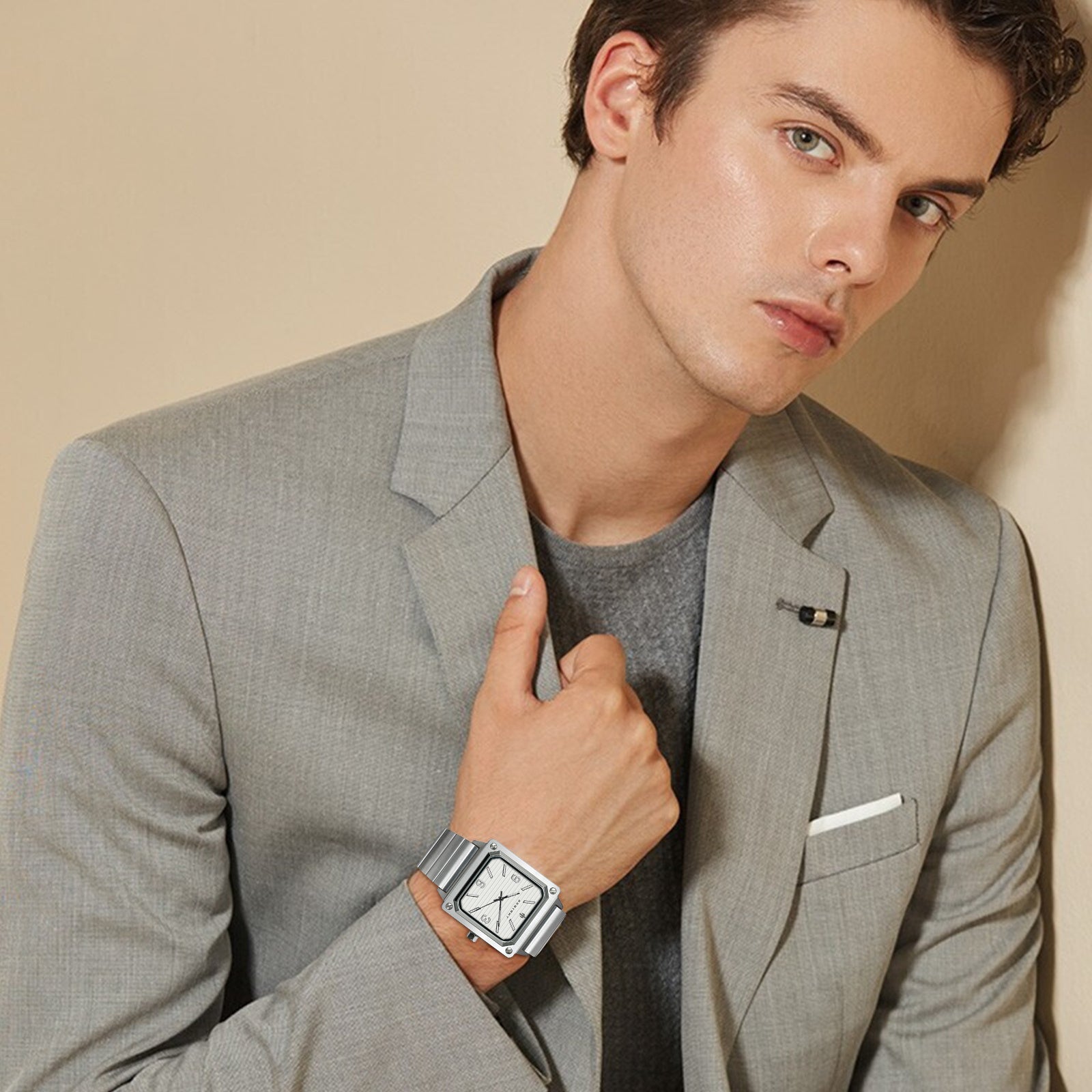 Upgrade your style with timeless elegance. ⌚✨