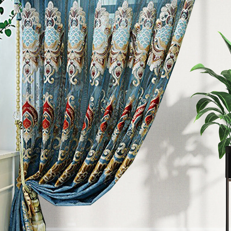 Modern European Hollow Embroidery Velvet Curtains – Thickened Blackout Panels, 2-Piece Set