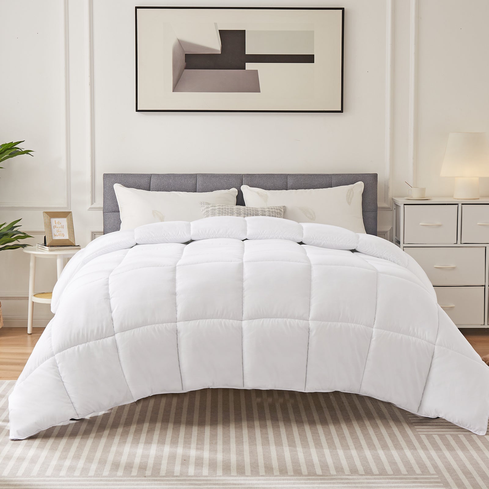 Four-Season Universal Down Comforter – Lightweight All-Year Duvet Insert
