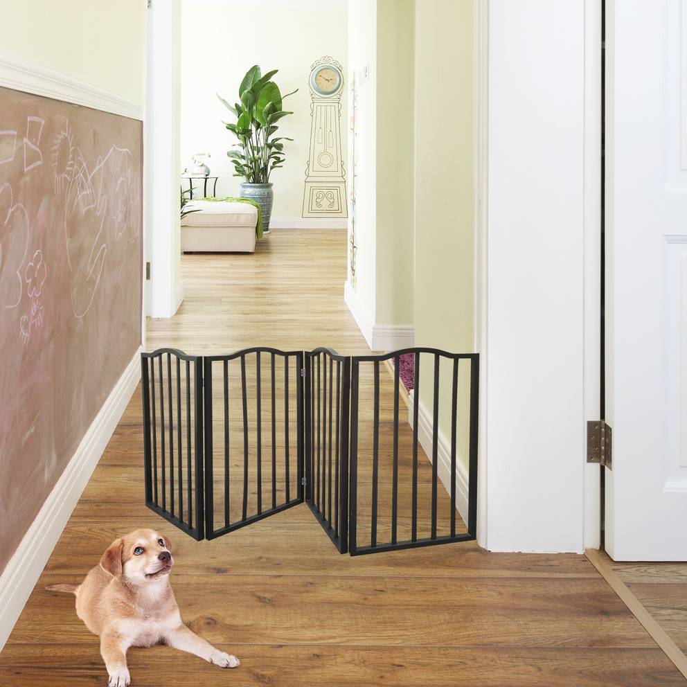 Arc Wooden Pet Gate – Freestanding & Folding Dog Safety Barrier for Doorways, Stairs & Indoor Spaces