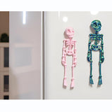 Black 3D Posable Skull Fridge Magnet – Halloween Skeleton Refrigerator Decoration with Movable Joints