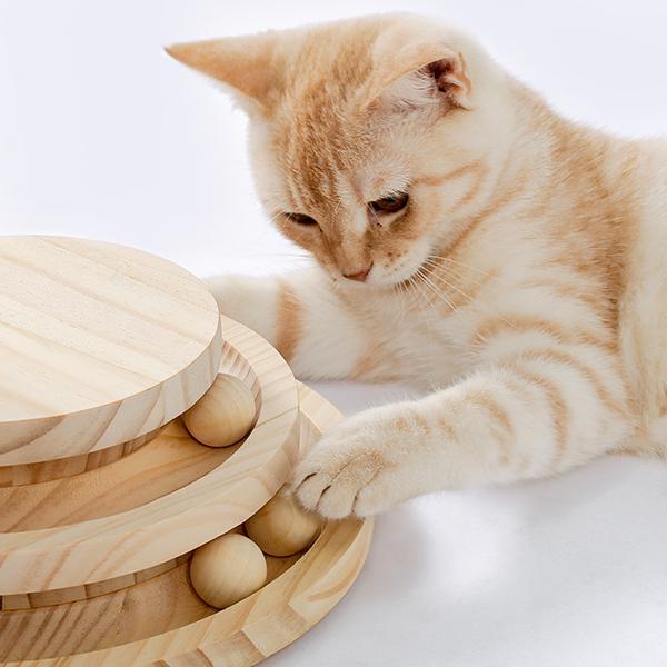 Indoor Cat Soft Scratching Board & Interactive Ball Track Toy – Cloud-Shape Groomer with Sisal Scratcher and Pom-Pom Ball Play
