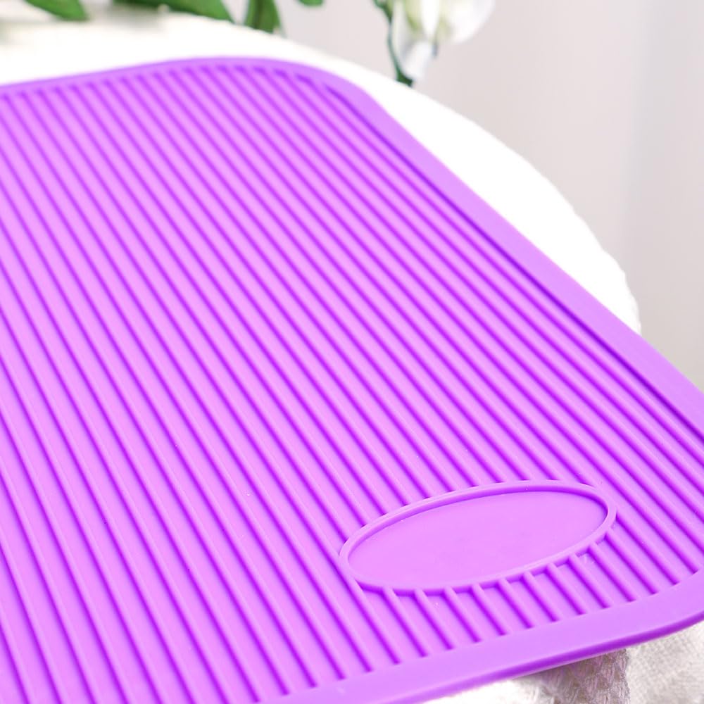 Non-Slip Pet Grooming Table Mat with Waterproof EVA Cushioning, Protective Surface Pad for Grooming, Bathing, Feeding, and Pet Care
