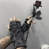 Black Short Fingerless Gothic Gloves – Ripped Punk Arm Warmers for Halloween & Streetwear Style 🖤