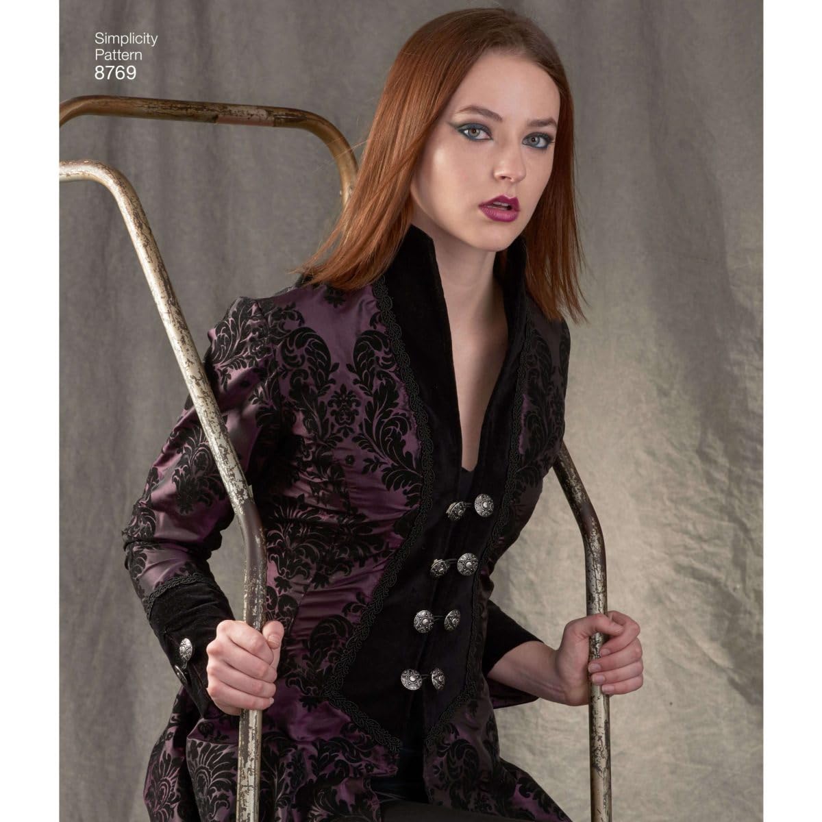 Simplicity 8769 Women’s Medieval Cosplay Coat Sewing Pattern – DIY Fantasy Queen of the North Costume