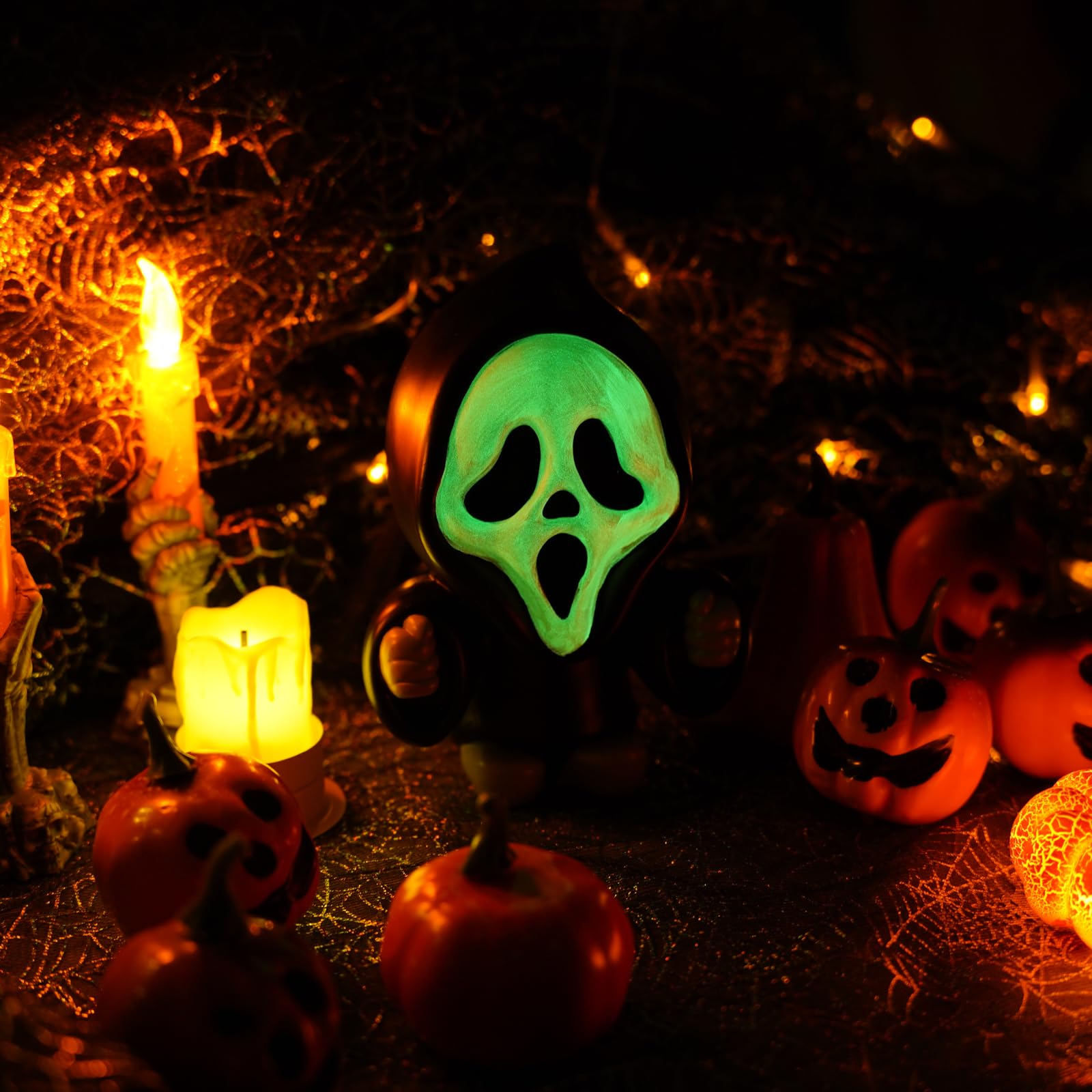 Glow-in-the-Dark Ghost Statue – 6.3" Resin Halloween Decoration for Home, Garden & Party Décor 👻