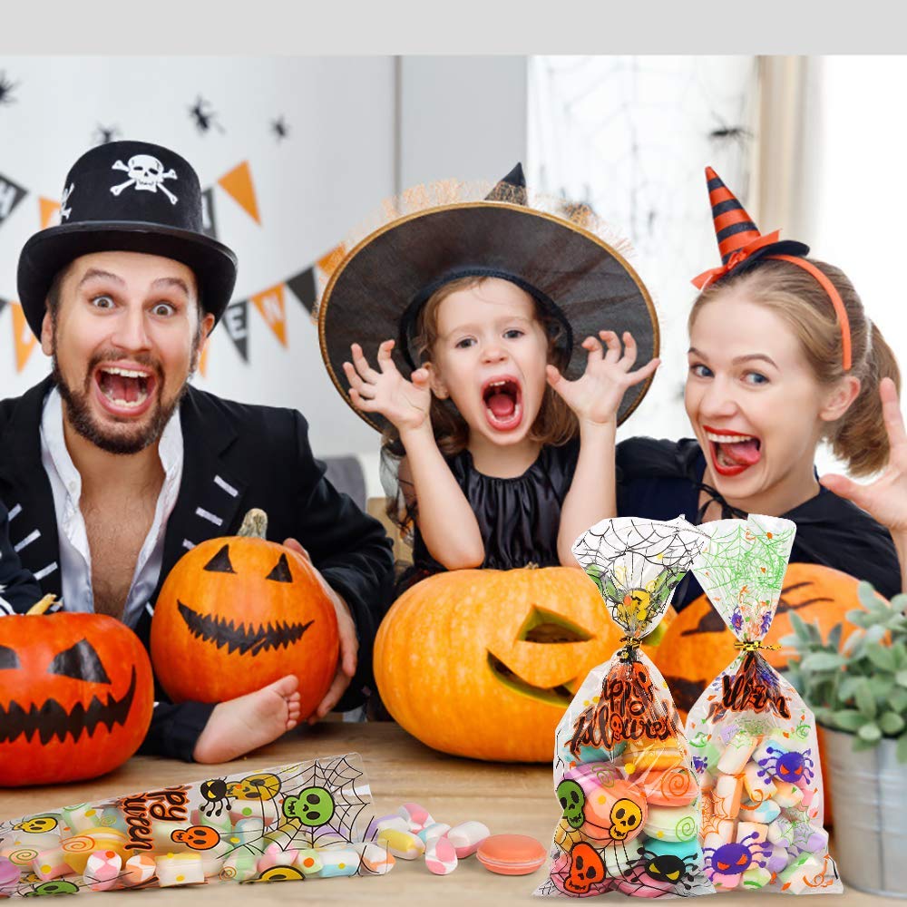 200-Pack Halloween Cellophane Treat Bags with 400 Twist Ties – Pumpkin, Ghost & Spider Designs (5x11 in)