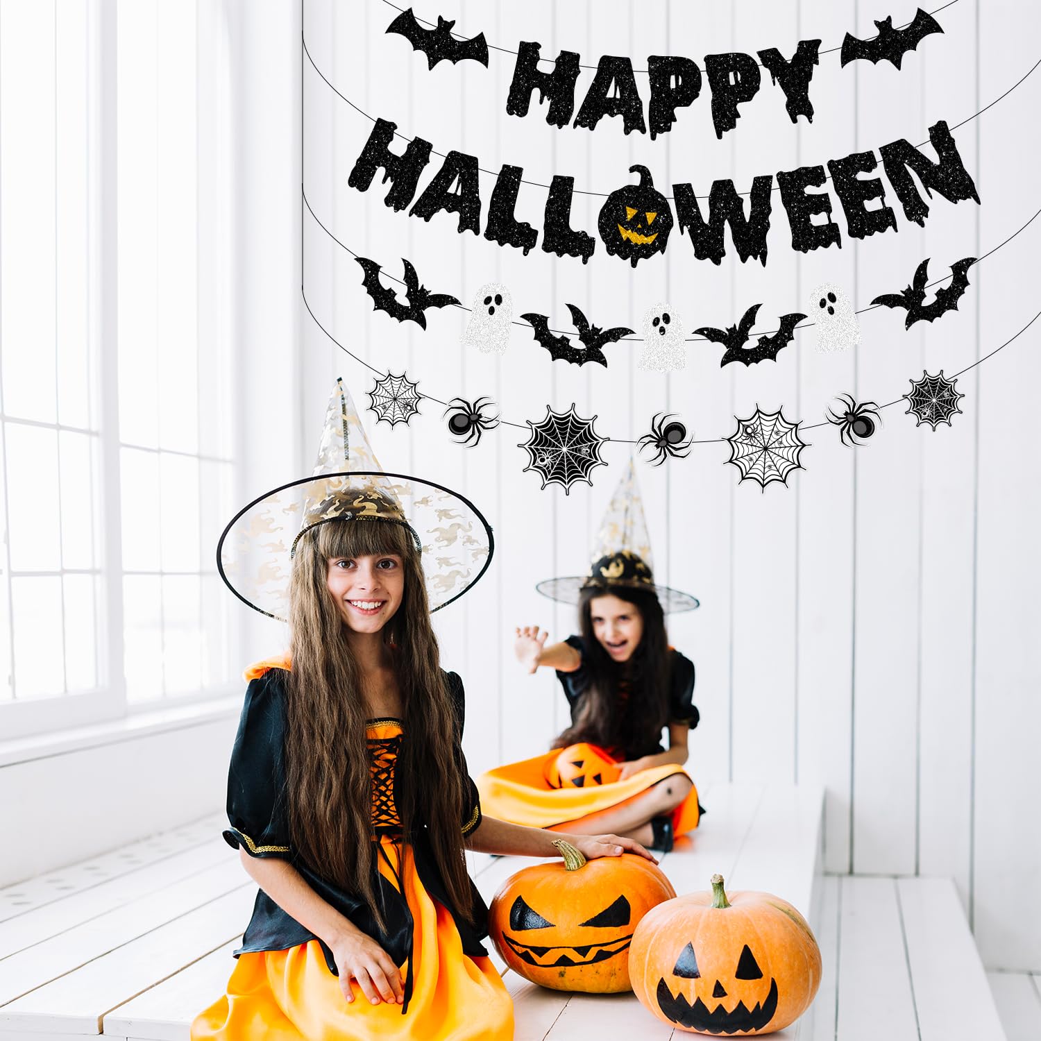 Black Glitter “Happy Halloween” Banner Set 🕷️ – Pre-Assembled Party Garland with Spiders, Bats & Webs