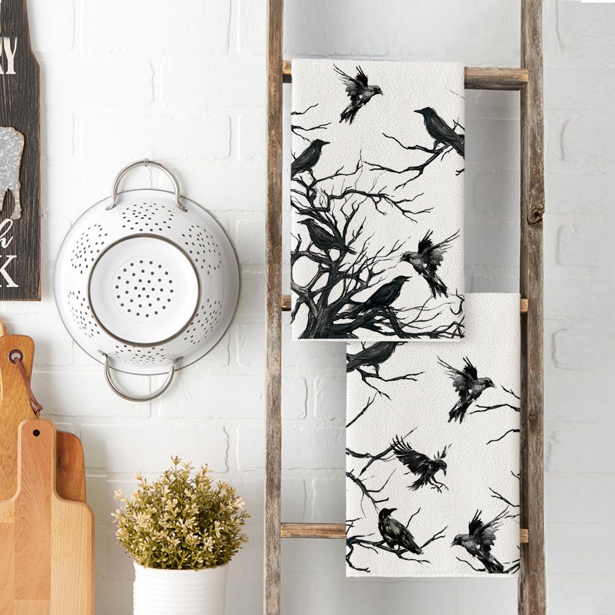 Black & White Halloween Kitchen Dish Towels – Set of 2 Stylish 18x26” Absorbent Tea Towels by Artoid Mode