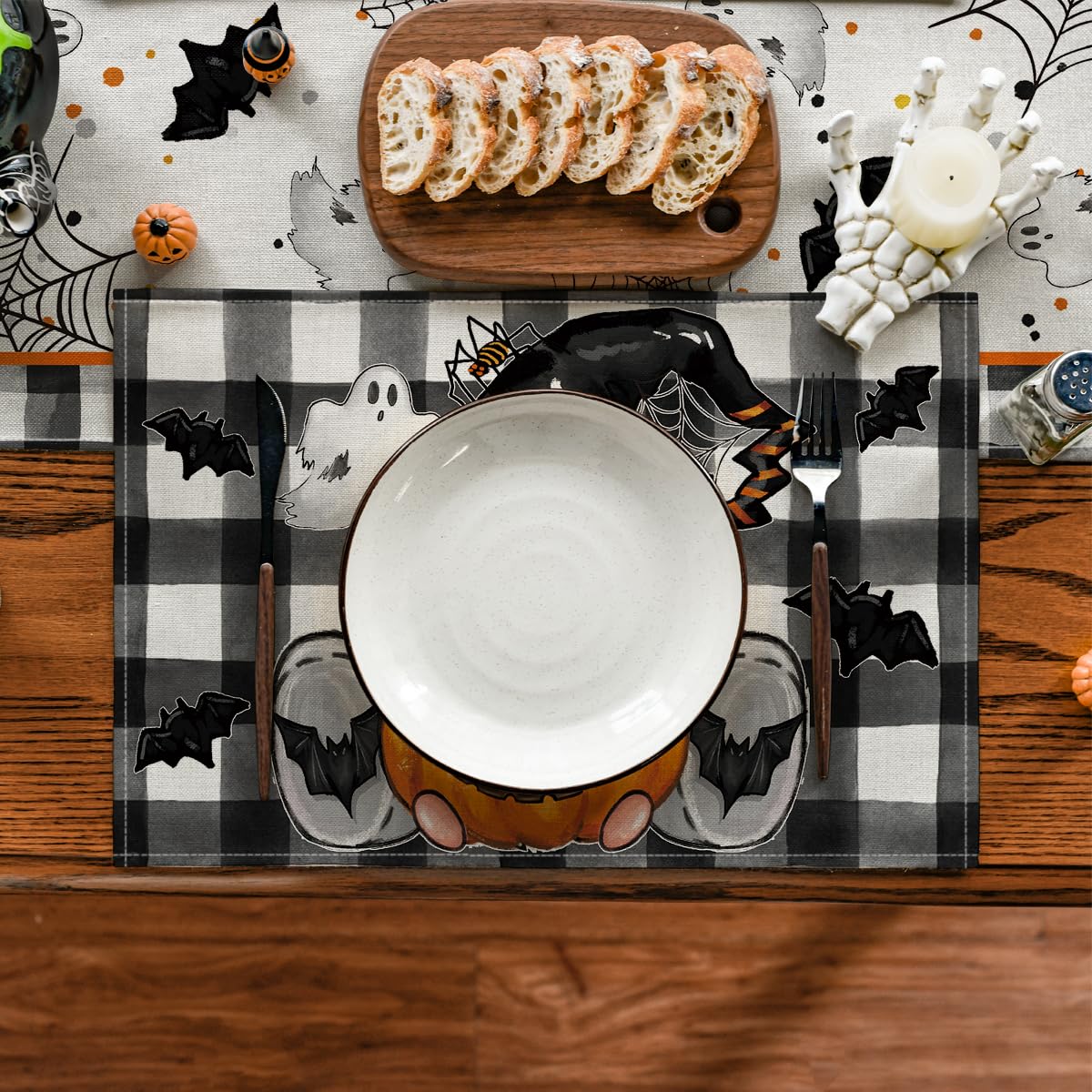 Artoid Mode Halloween Placemats – 4-Pack Black & Beige Table Mats, Durable Polyester, Wrinkle-Proof & Washable (13x18 in)
