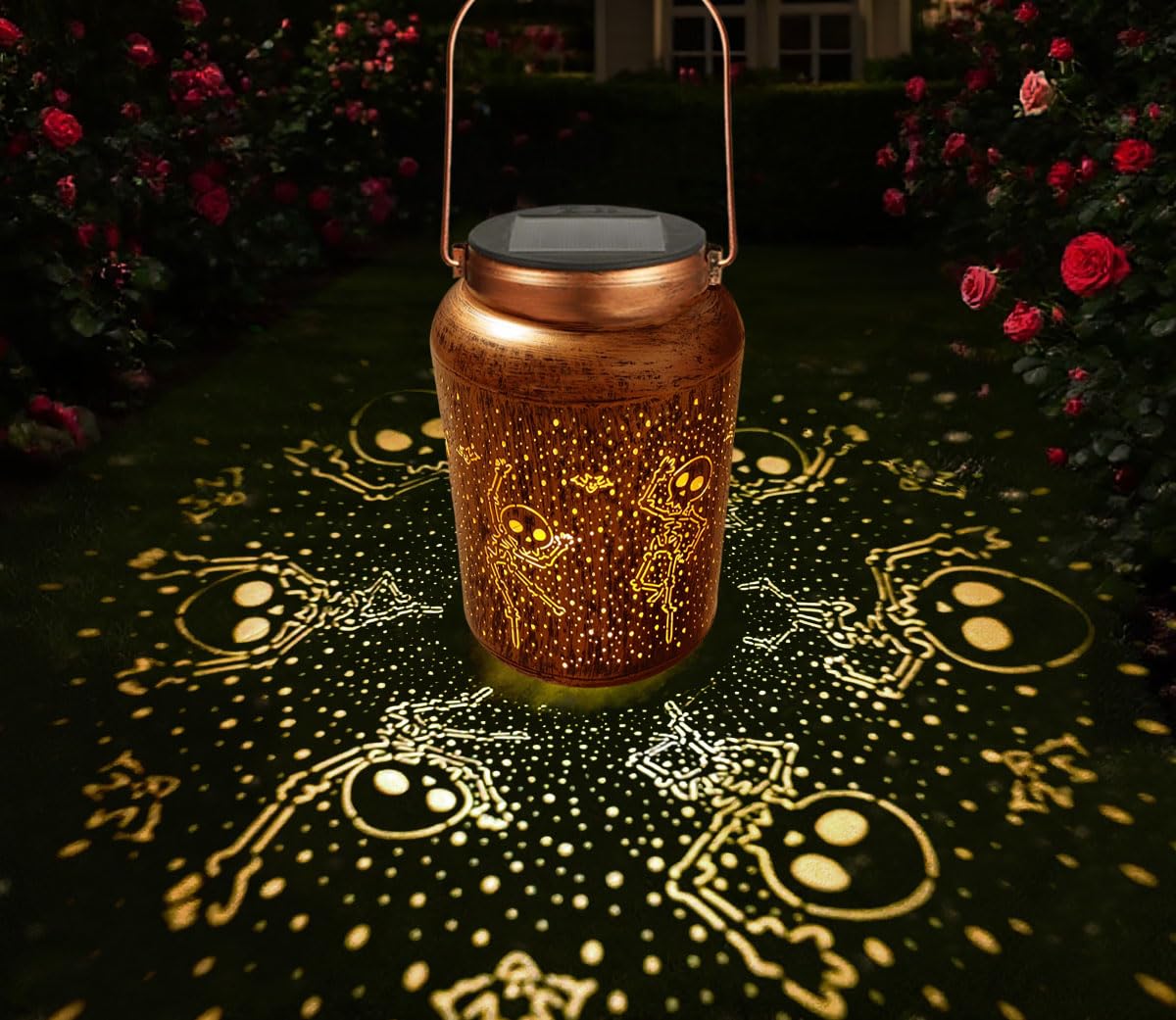 Solar Halloween Lantern – Retro Gold Copper Metal Design with Warm White Light & Auto On/Off (Waterproof Outdoor Decoration)