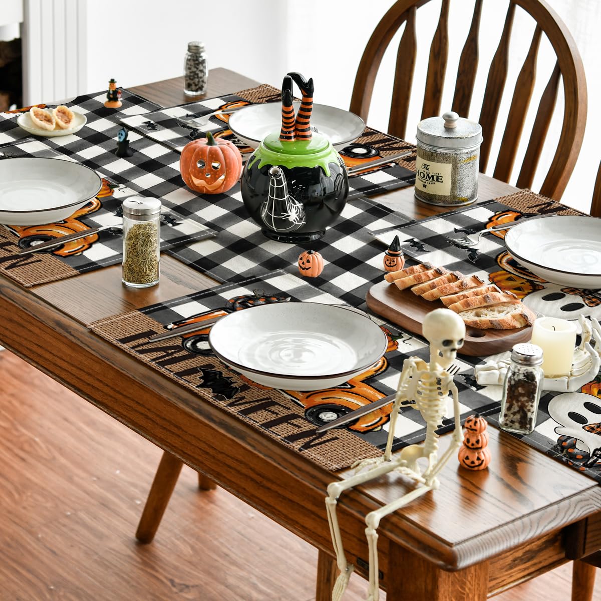 Artoid Mode Halloween Placemats Set of 4 – Black & Beige Polyester Table Mats for Dining & Party Decor