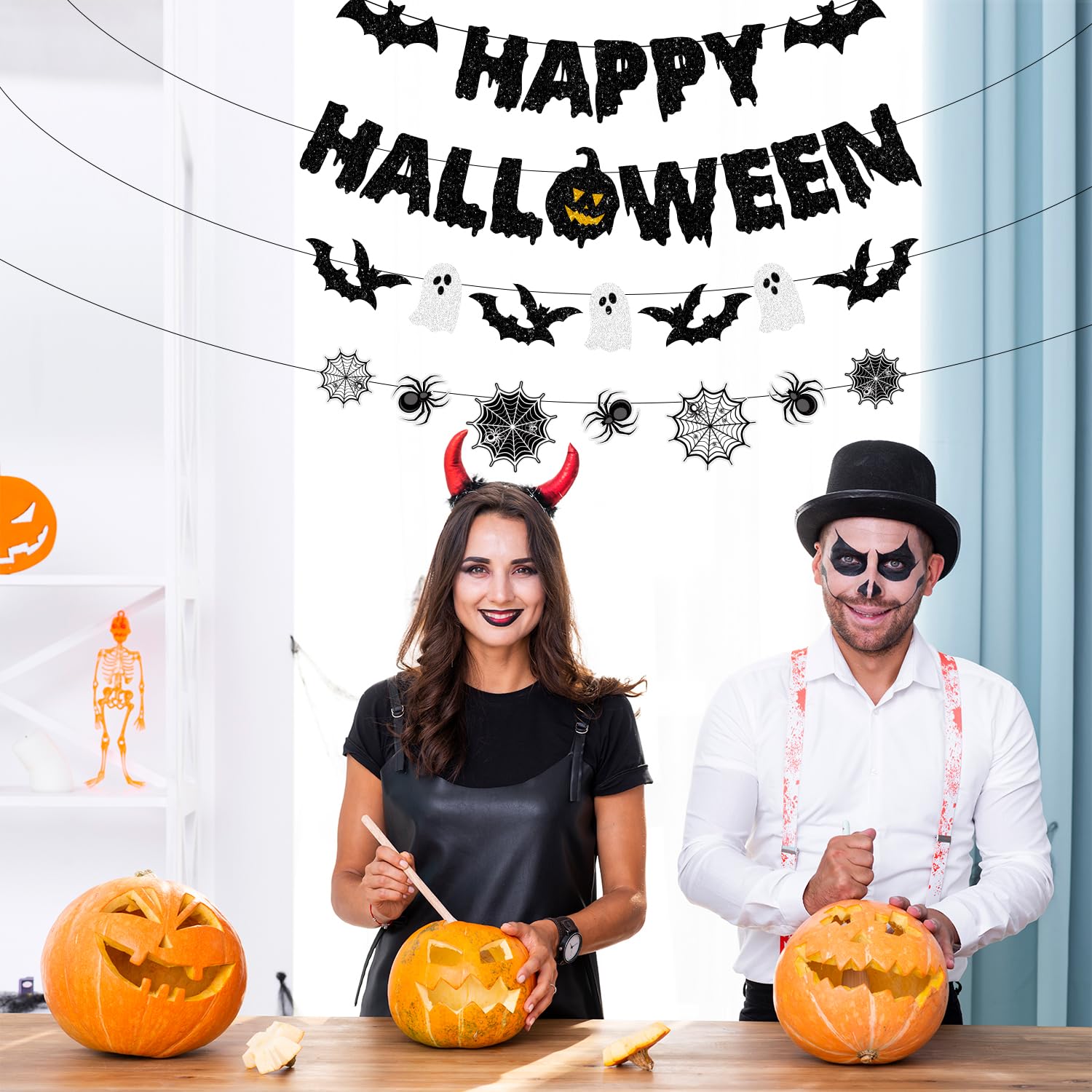 Black Glitter “Happy Halloween” Banner Set 🕷️ – Pre-Assembled Party Garland with Spiders, Bats & Webs