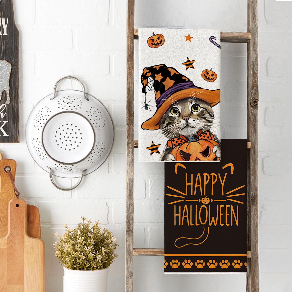 Artoid Mode Halloween Dish Towels – Set of 2 Black Kitchen Tea Towels (18x26") – Soft, Absorbent & Stylish Seasonal Décor