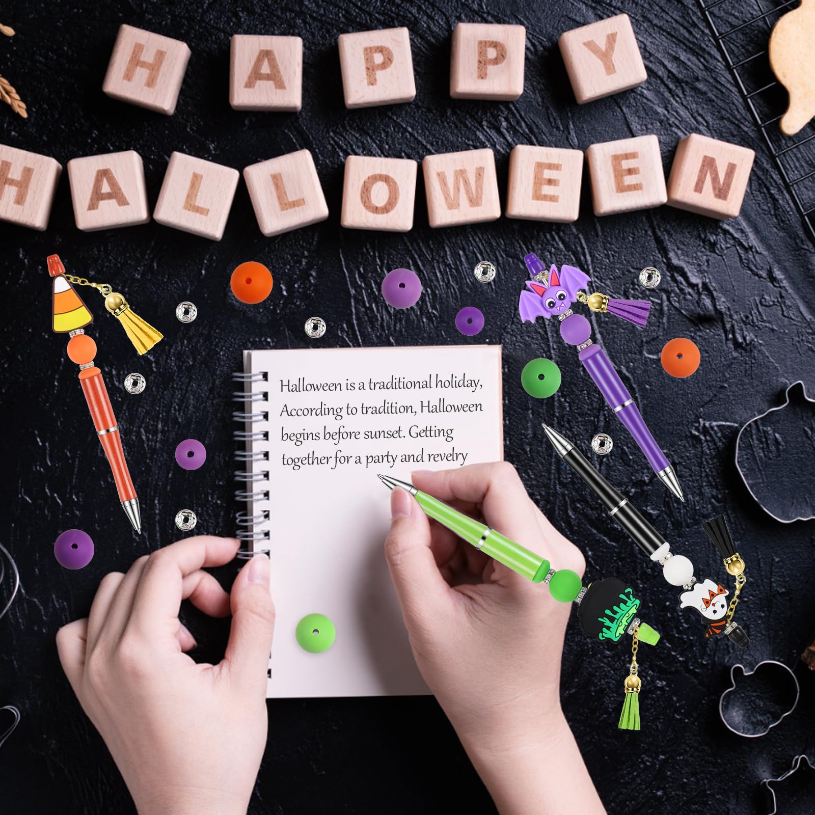 Halloween Beadable Pens Set 🎃 – 8 DIY Ballpoint Pens with Pumpkin, Ghost & Witch Beads (Green, Black, Purple, Orange)