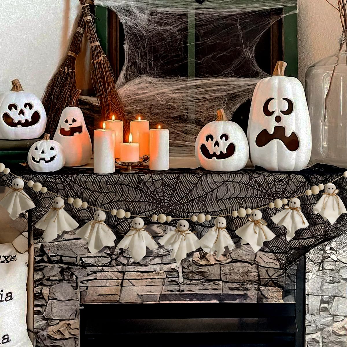 Felt Ghost Garland with Wooden Beads – 2M Handmade White Halloween Banner for Mantle, Fireplace & Wall Décor (White)