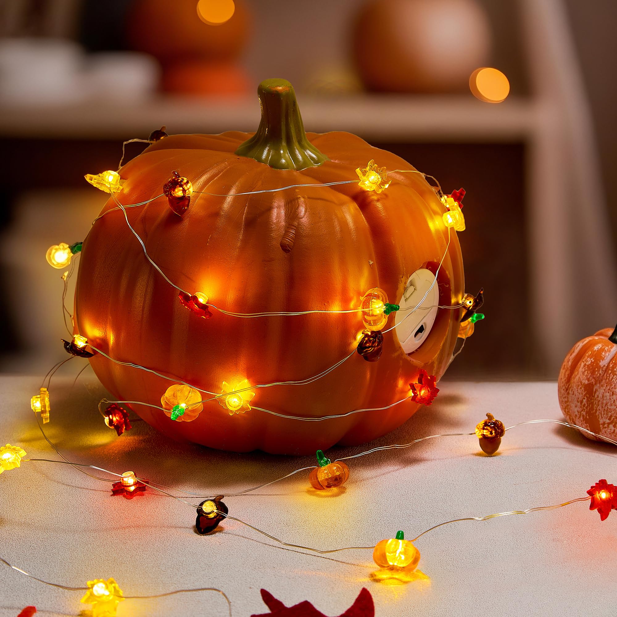 Autumn Harvest String Lights – 10 Pumpkins, 10 Acorns & 20 Maple Leaves on Copper Wire, Battery Operated with Timer (Orange)