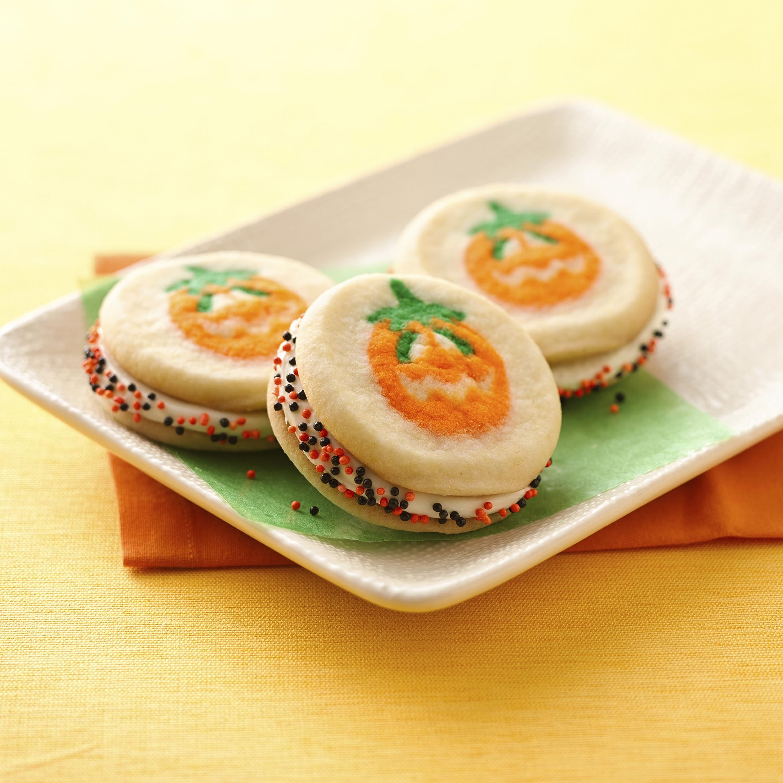 Pillsbury Ready-to-Bake Pumpkin Shape Sugar Cookies – Safe-to-Eat Raw Halloween Dough (9.1 oz / 20 Cookies)