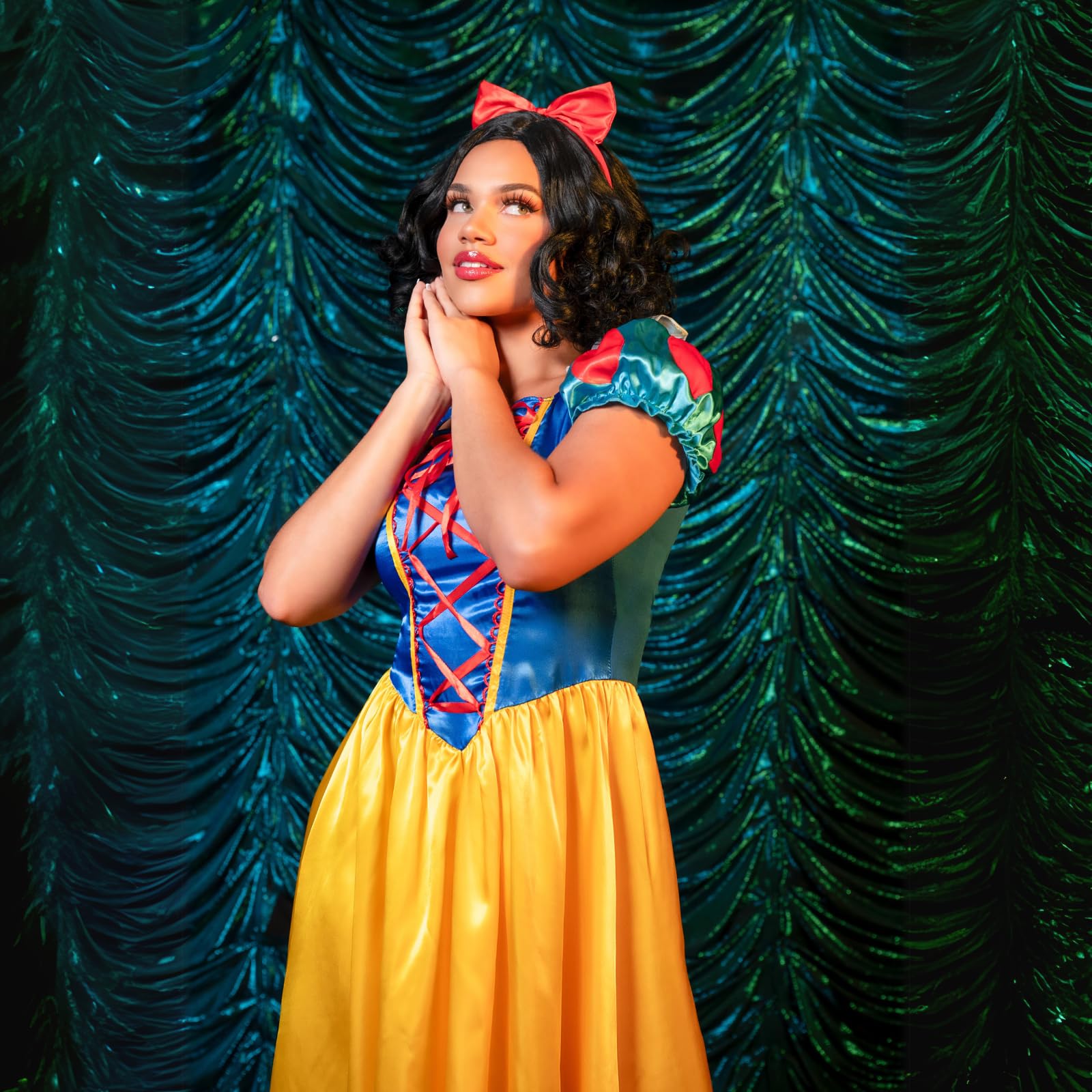 Classic Snow White Costume for Women – 3-Piece Princess Dress Set with Bow Headband 🍎✨