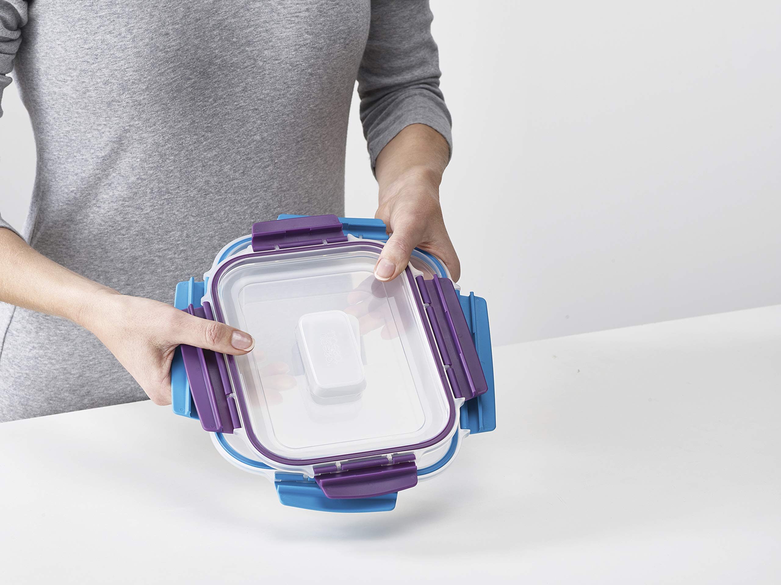 Nesting Food Storage Containers with Lockable Lids – 10-Piece Airtight BPA-Free Set (Multi-Color)
