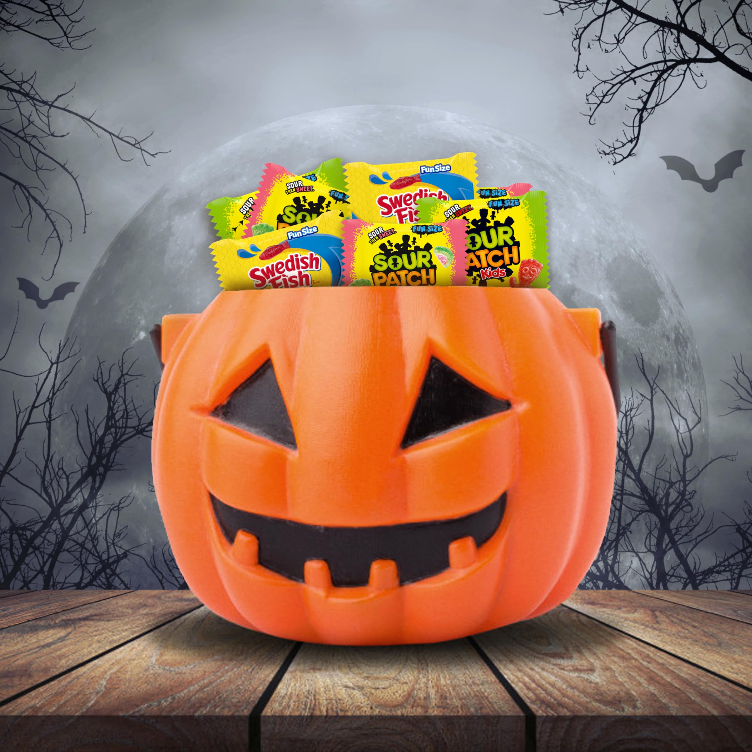 SOUR PATCH KIDS & SWEDISH FISH Halloween Variety Pack – 80 Treat-Size Bags of Sour & Sweet Gummy Candy
