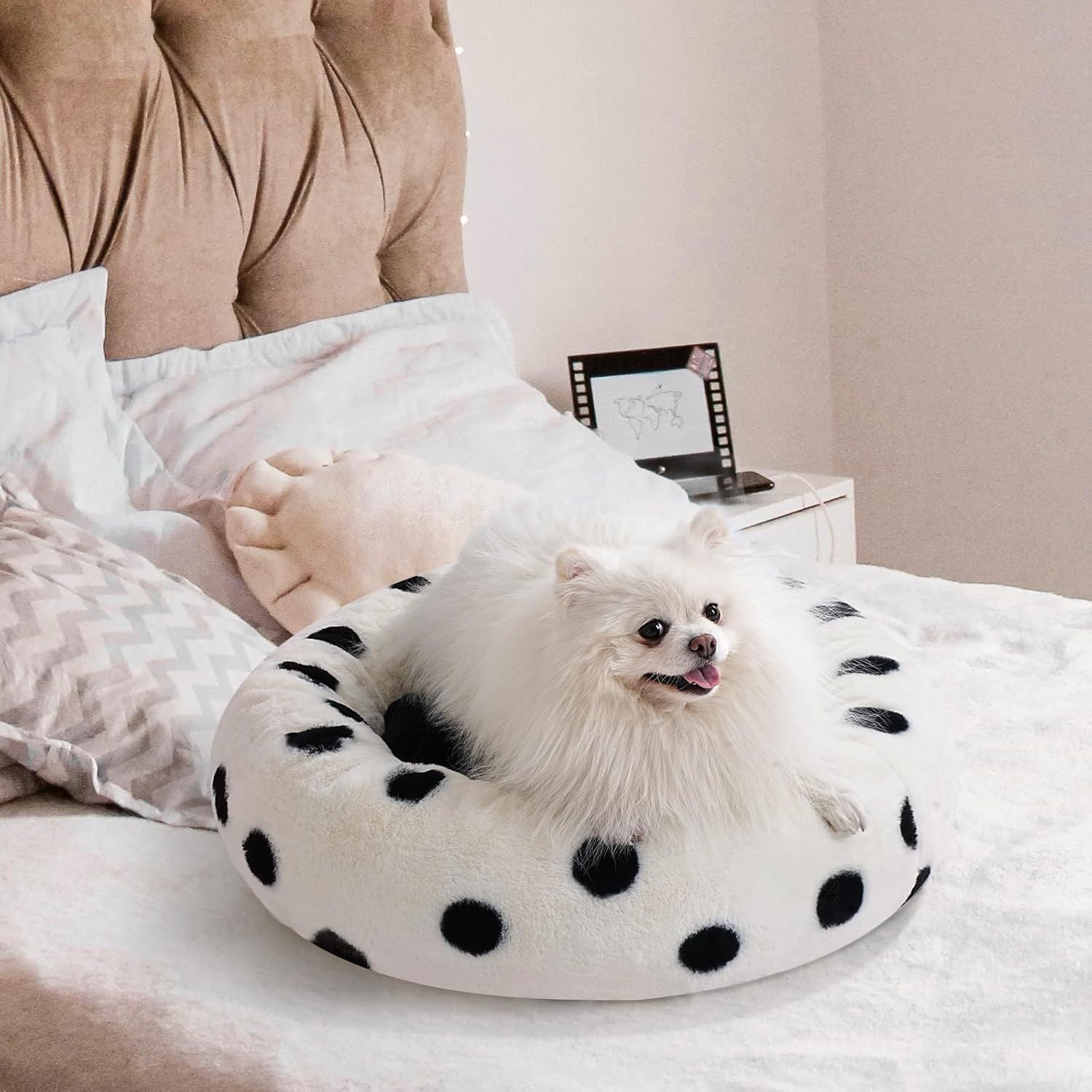 Mewoofun Donut Cat Bed – 23" Round Washable Plush Fluffy Pet Bed with Non-Slip Bottom for Cats, Puppies & Small Dogs