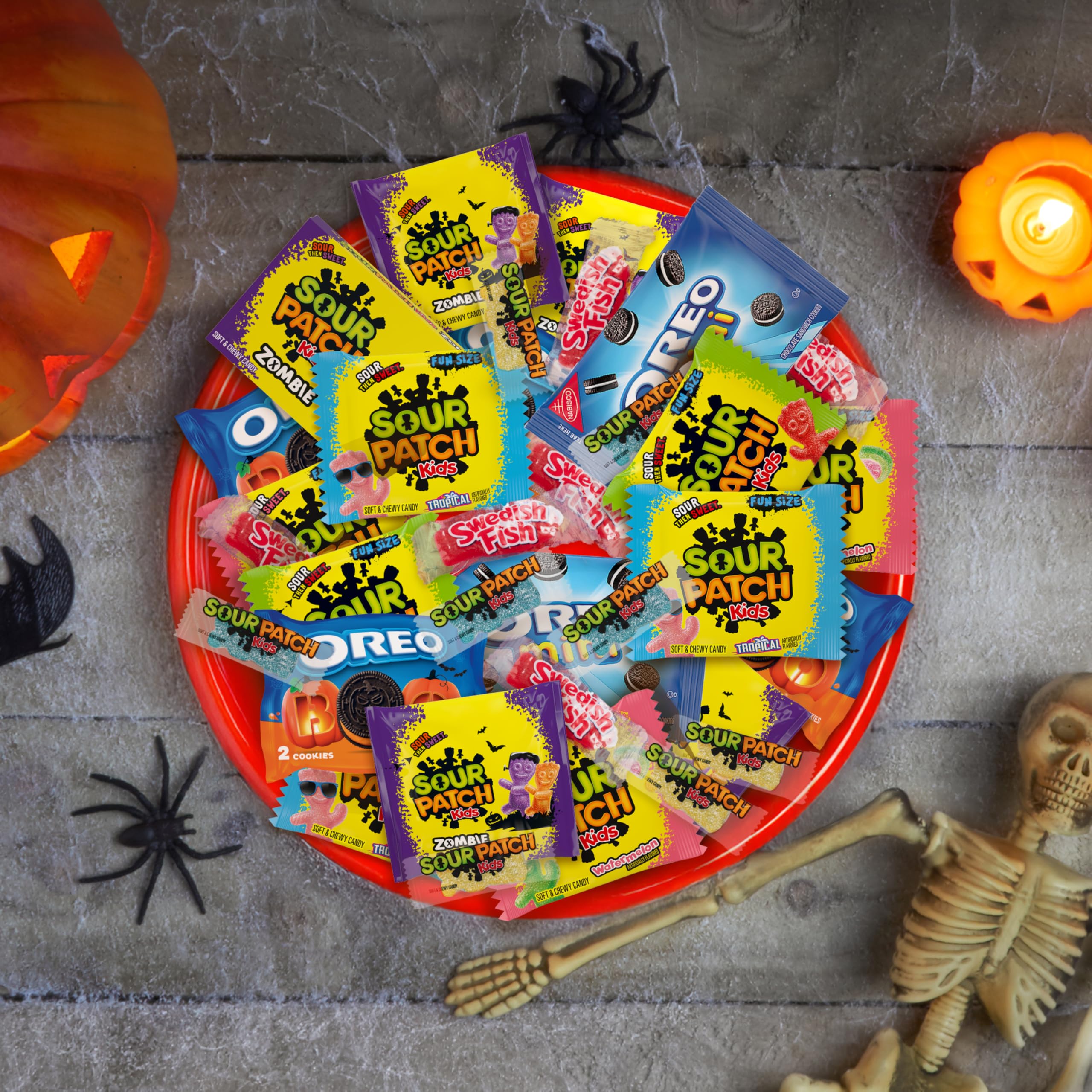SOUR PATCH KIDS Halloween Candy Variety Pack – 40 Treat-Size Bags (Original & Watermelon Flavors)