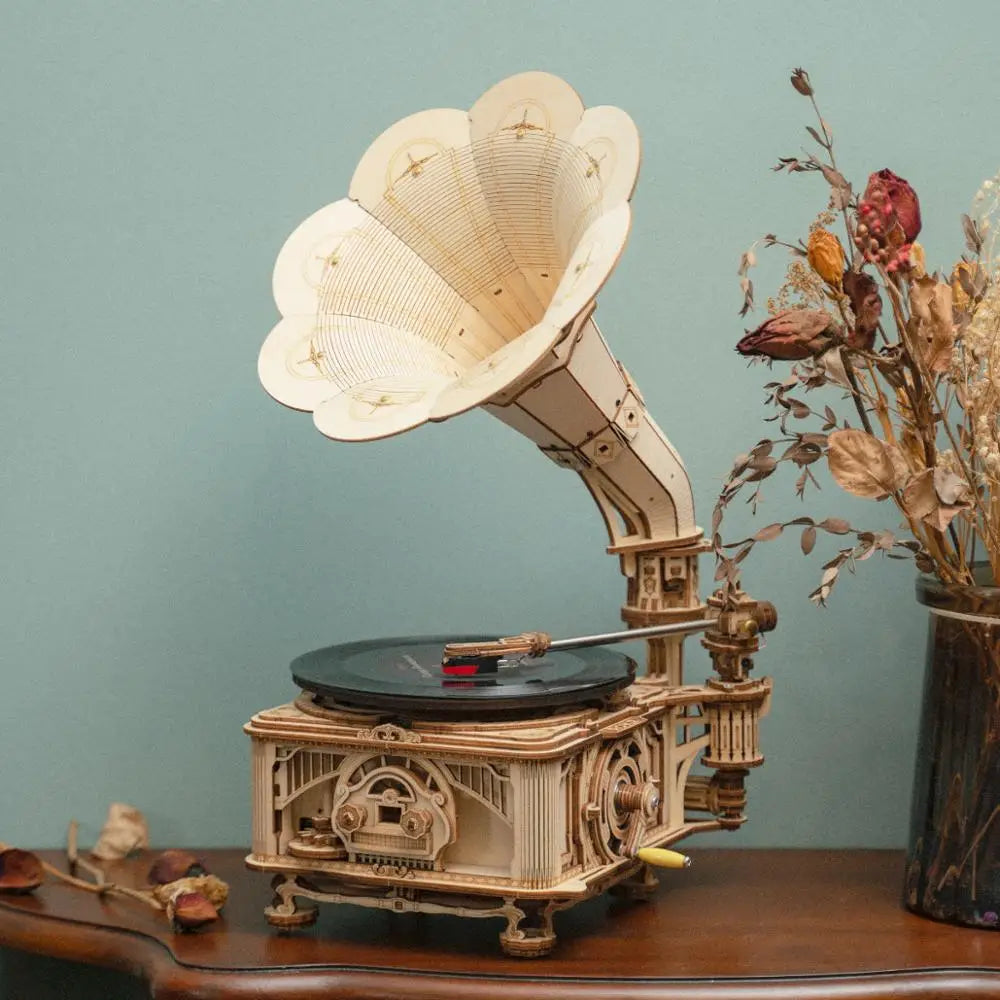 “Robotime Hand-Crank Classic Gramophone – 424PCS 3D Wooden Puzzle Music Model Kit for Adults & Kids”