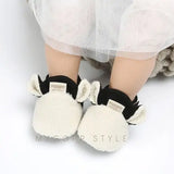 Lioraitiin Winter Toddler Crib Shoes – Warm Newborn Infant Sneakers with Soft Sole, Cozy Baby Boy & Girl Footwear