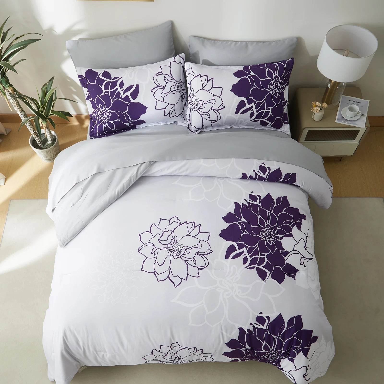 7-Piece Floral Comforter Set – Reversible Botanical Bedding for Queen & King Sizes