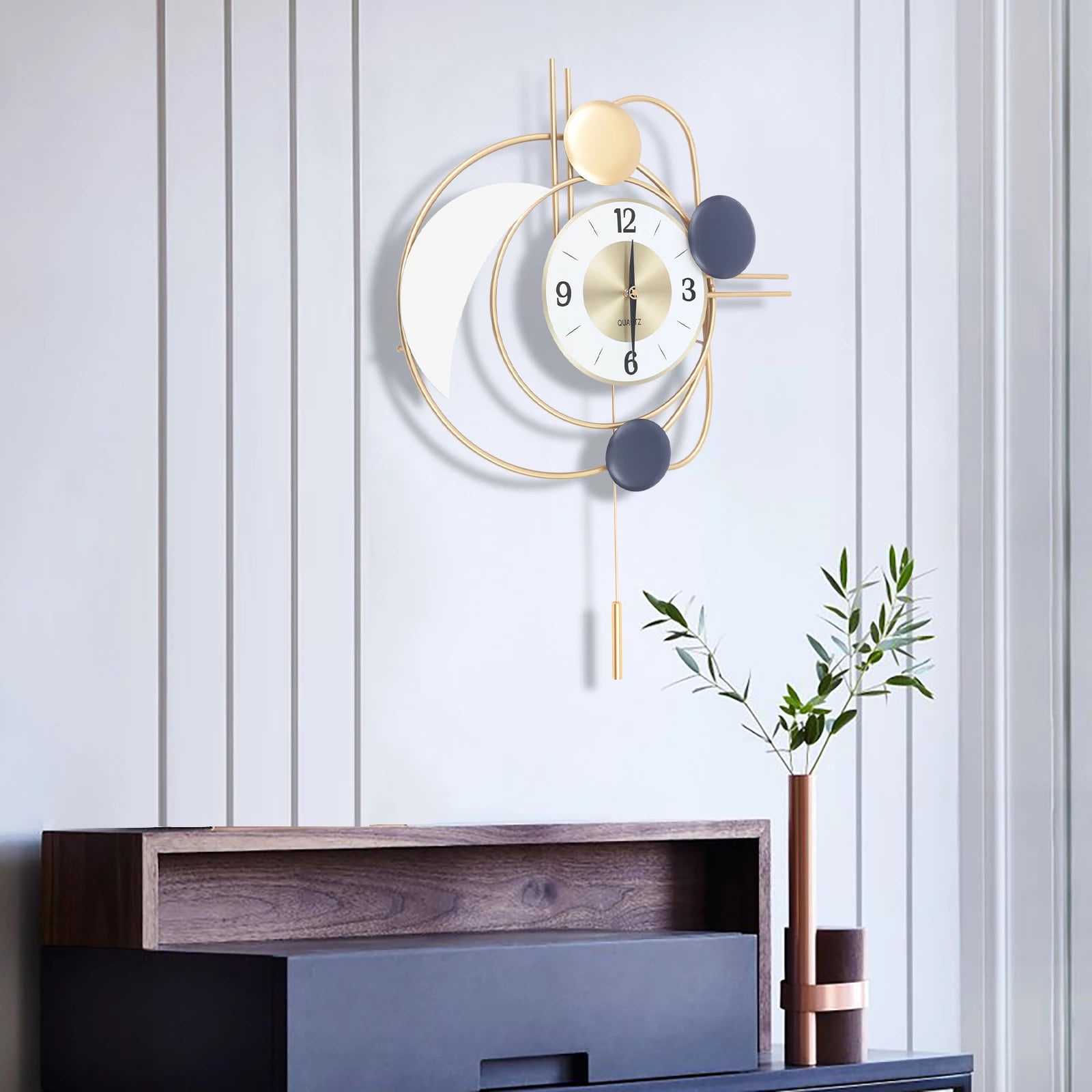 21cm Modern Golden Wall Clock – Silent Quartz Iron Clock with Large Dial | Fashionable Wall Decoration for Home & Office