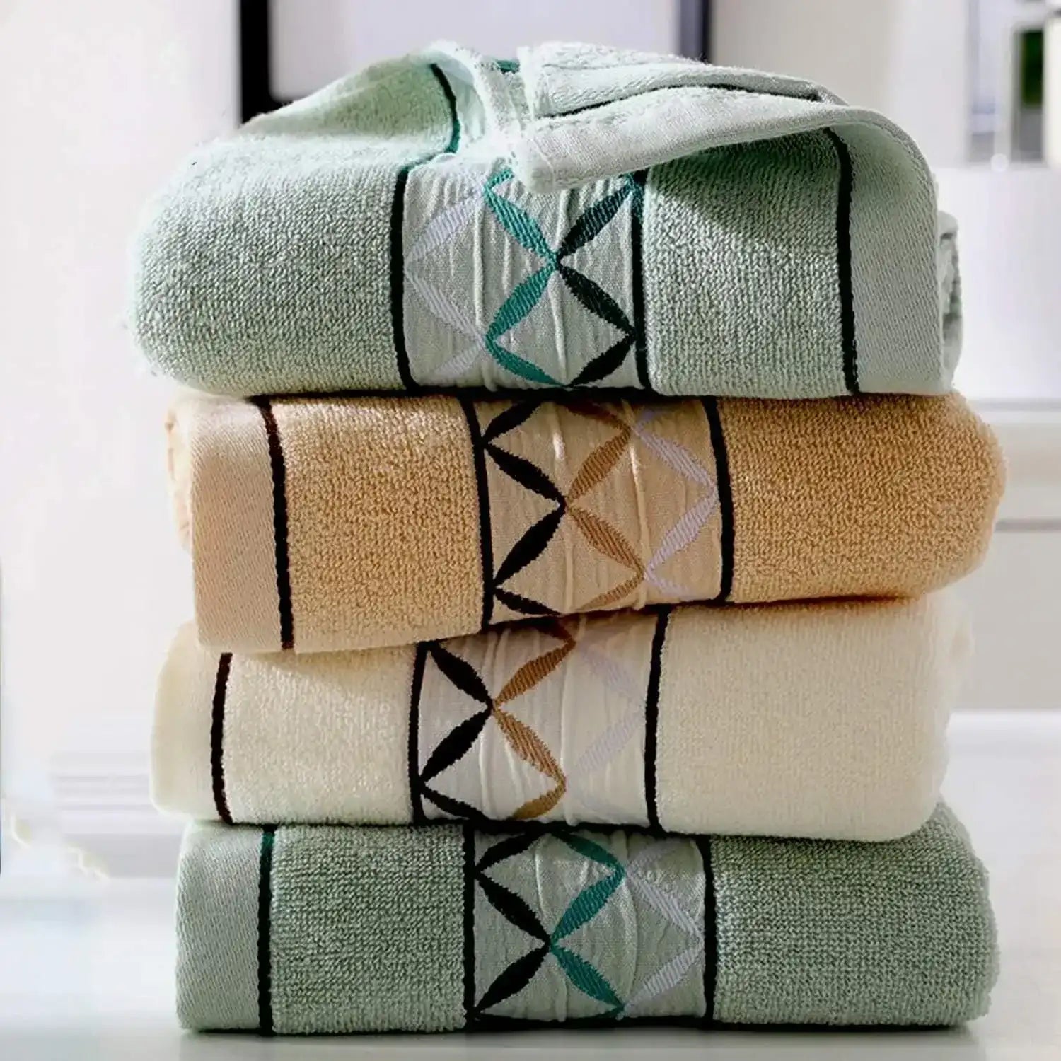 4-Pack 100 % Cotton Hand Towels – Super Soft High-Absorbent Face & Hand Set