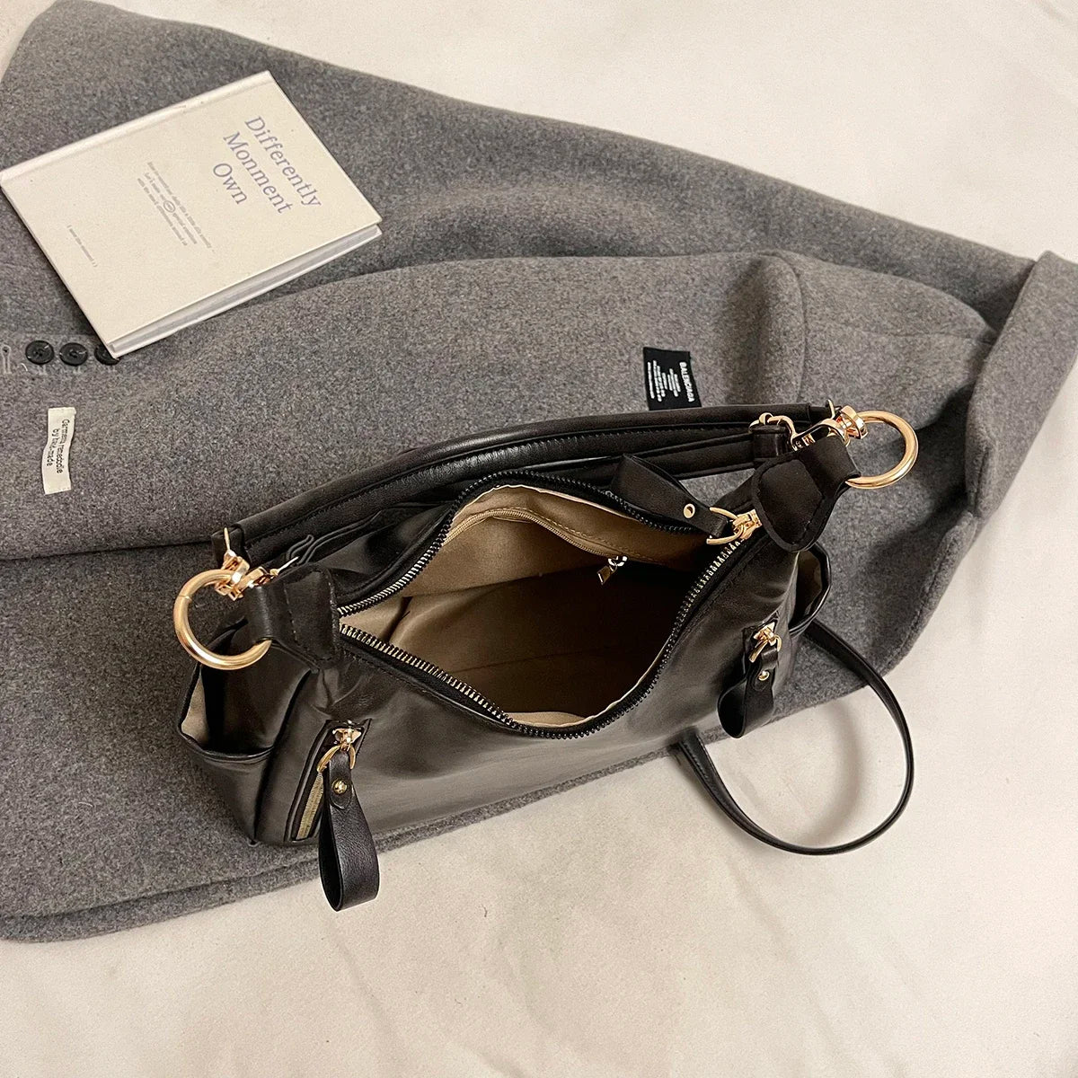 Women’s Large-Capacity PU Leather Shoulder Bag – Under-Arm Pouch Crossbody Flap Handbag