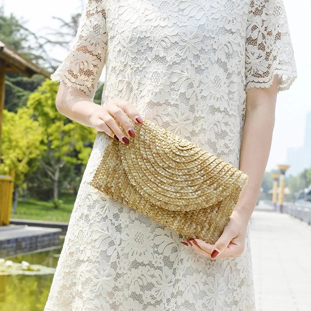 Women’s Wheat-Straw Woven Clutch Bag – Handmade Casual Handbag for Daily Use