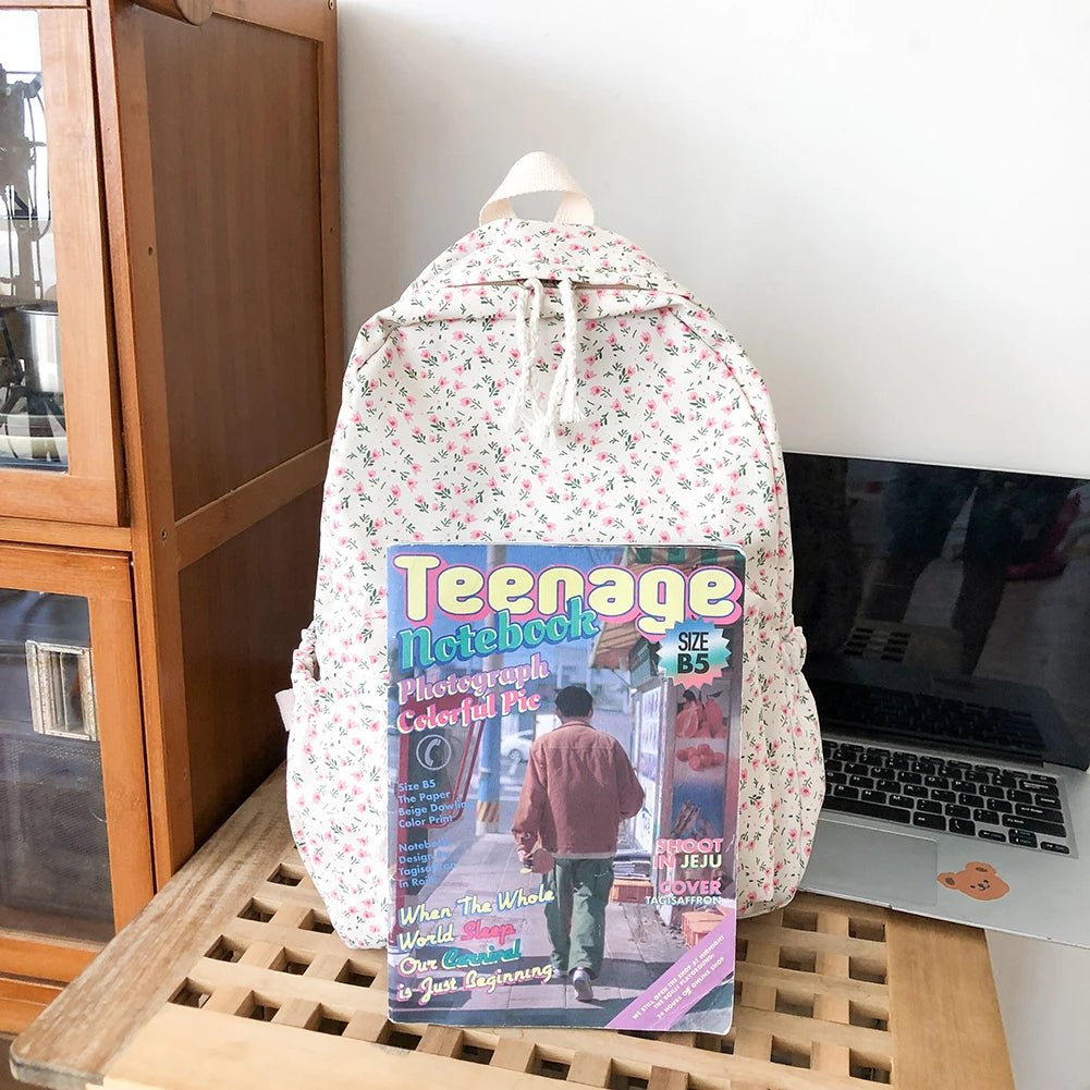 Women’s Large Capacity Floral College Backpack – Adjustable Straps Casual Daily Bag