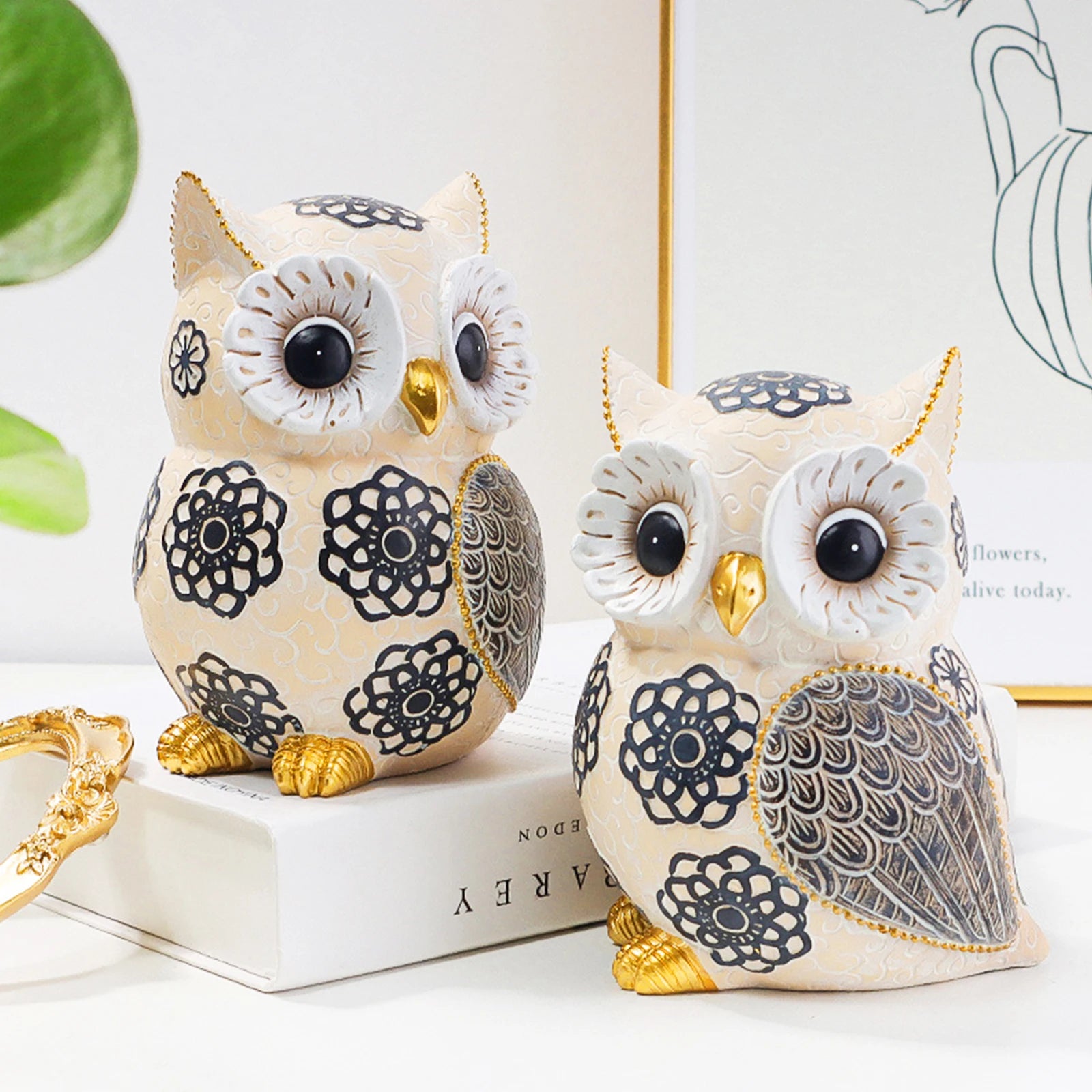 Resin Owl Sculpture Set – Cute Decorative Bird Figurines for Desktop, Home & Office Art Décor