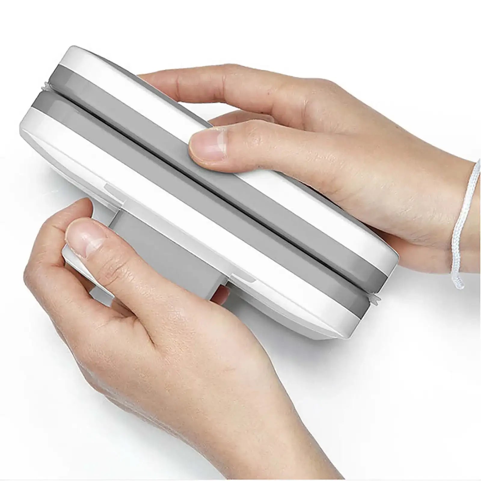 Portable Magnetic Double-Side Window Glass Cleaner Brush Tool – Household Wiper for Washing Both Sides Easily 💧