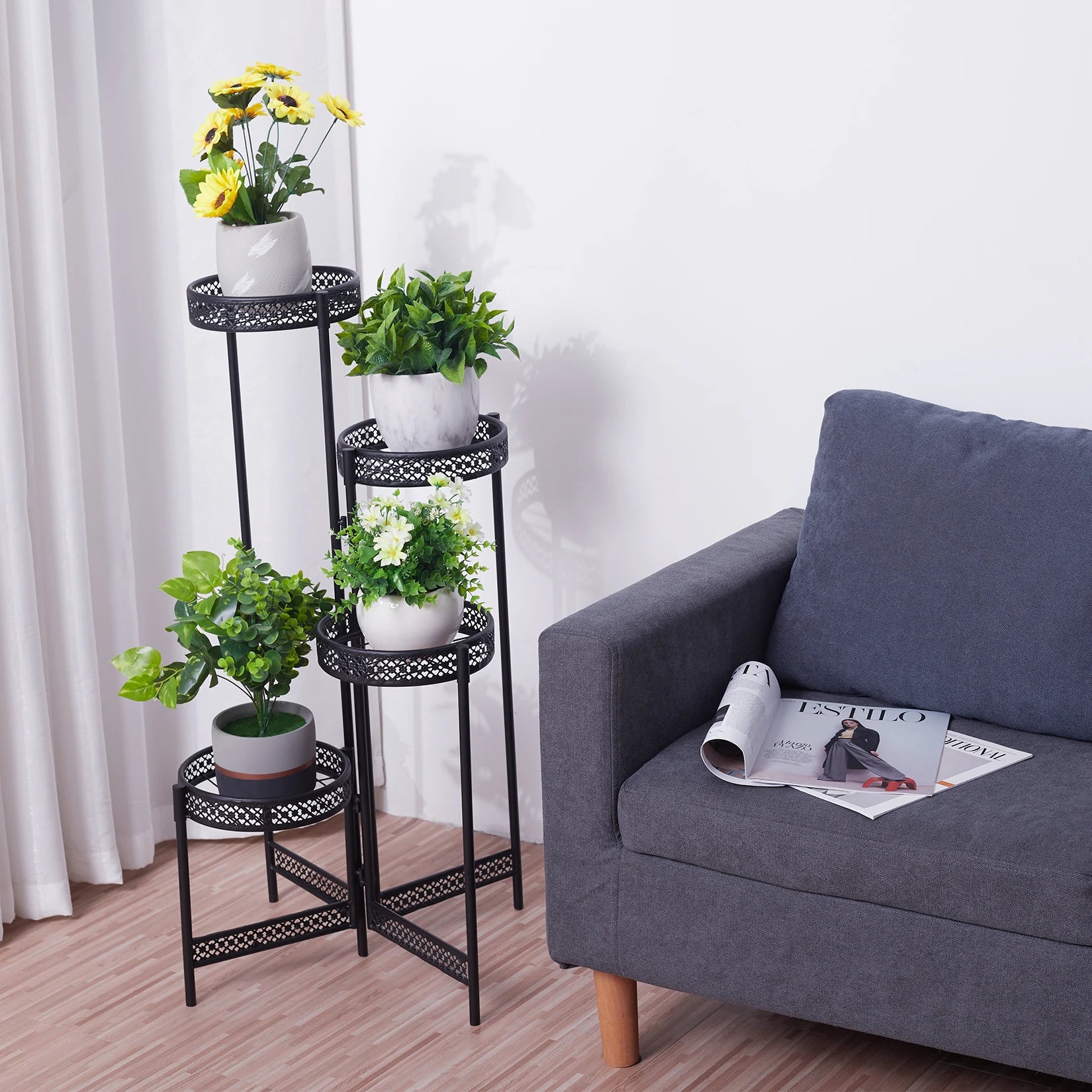 “Metal Flower Pot Rack Plant Stand – 3/4 Tier Garden Planter Corner Shelf for Indoor & Outdoor Storage & Display”