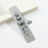 Stainless Steel Moon Crescent Bookmark – Vintage Metal Page Marker with Elegant Pattern
