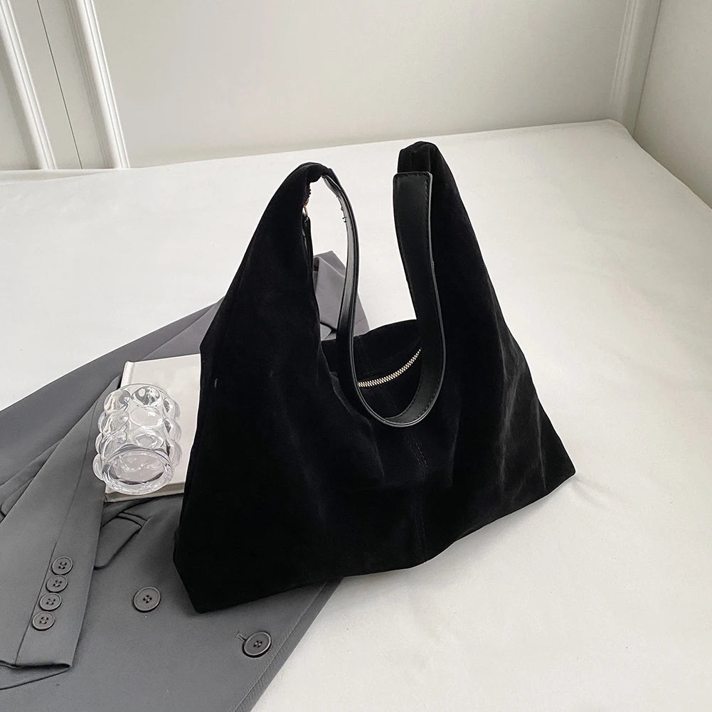Women’s Suede Shoulder Hobo Bag – Large-Capacity Slouchy Underarm Tote with Zipper for Daily Commuting & Travel
