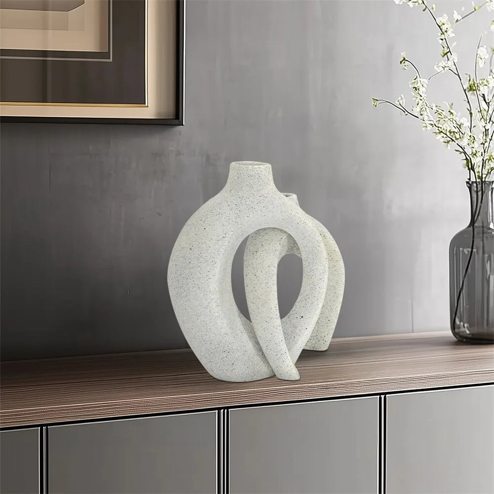 2PCS Hollow Snuggle Resin Vase Set – Nordic Decorative Flower Vases for Modern Home & Office Décor